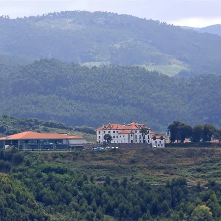El Berdial Villa *